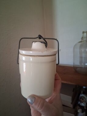 Cream Ceramic Storage Jar with Handle - Classic Kitchen Canister